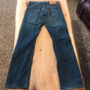 W:30 L:32 levi jeans